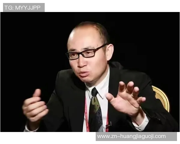 足球狼王的传奇之路:从草根到巅峰的奋斗与荣耀 足球狼王的传奇之路:从草根到巅峰的奋斗与荣耀