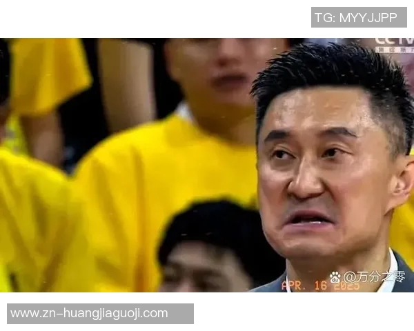 杜锋潘江两位主教练全力以赴迎接挑战潘江指导细致备战显决心